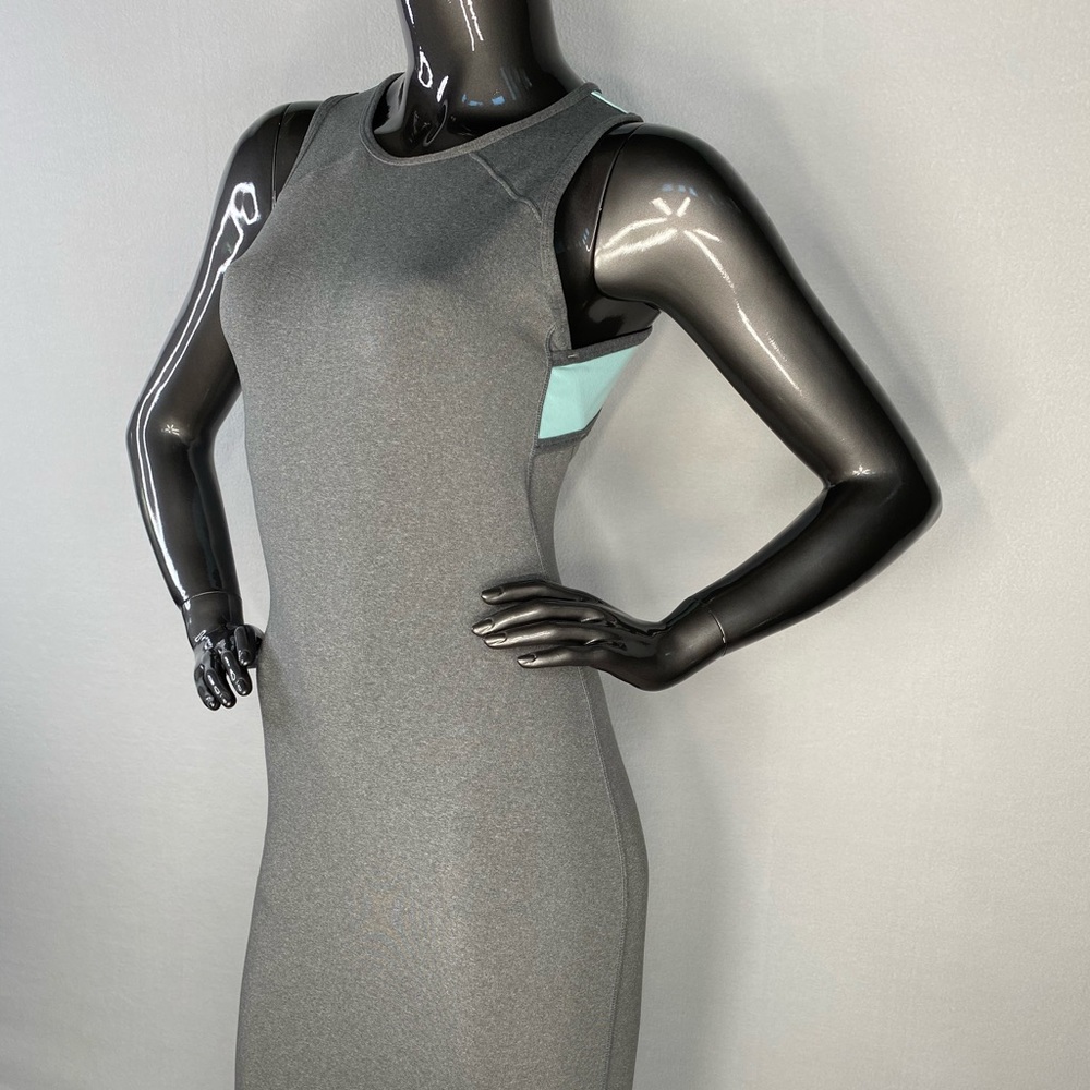 lululemon athletica Gray Sleeveless Sheath Dress with Mint Accent